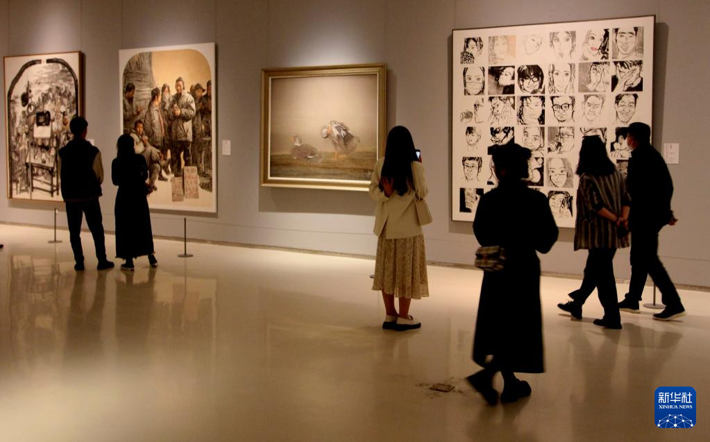 第八届全国画院美术作品展览在济南开幕