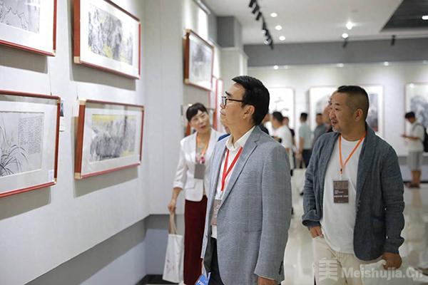 “百合集趣”全国青年艺术家中国画邀请展在河南理工大学举行